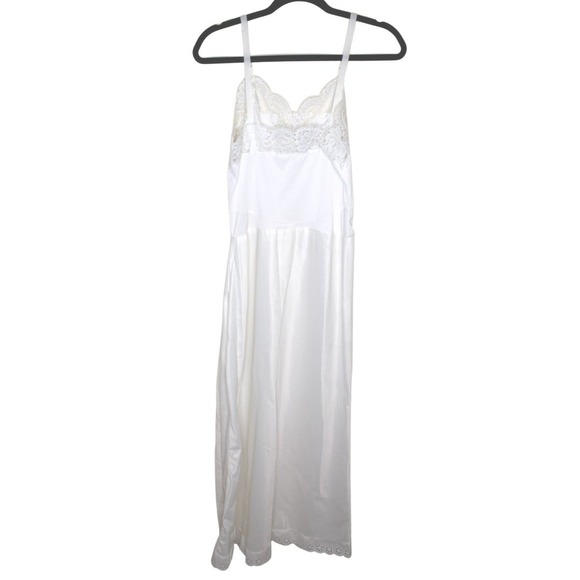 Sears "The Doesn't Slip" Vintage 70's White Eyelet Lace long slip Dress Size 34 - Picture 2 of 6